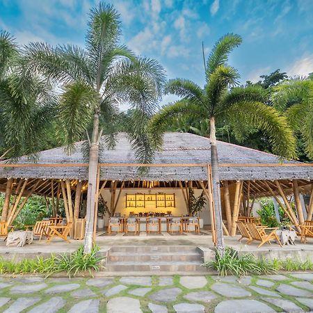 D'Lagoon Dive Resort Bitung ภายนอก รูปภาพ