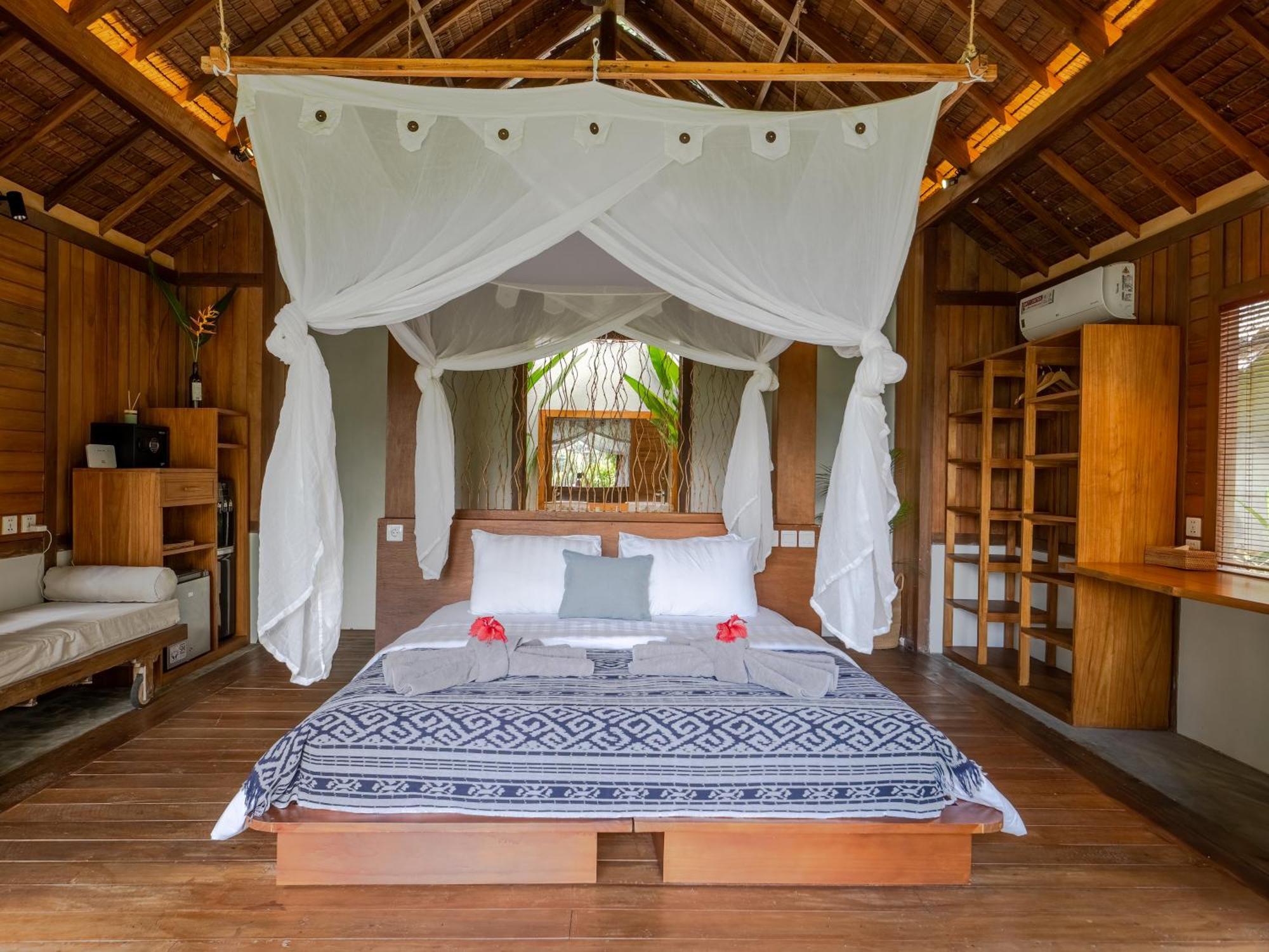 D'Lagoon Dive Resort Bitung ภายนอก รูปภาพ