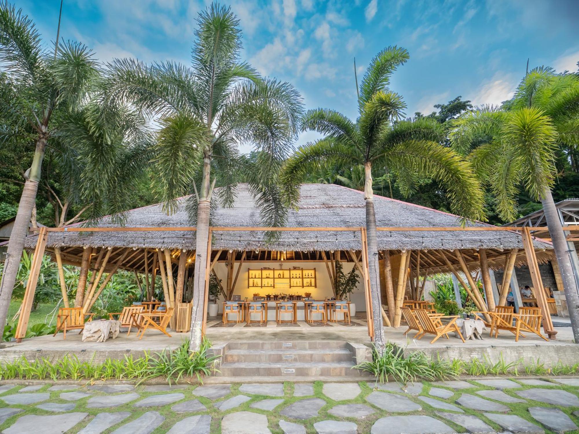 D'Lagoon Dive Resort Bitung ภายนอก รูปภาพ